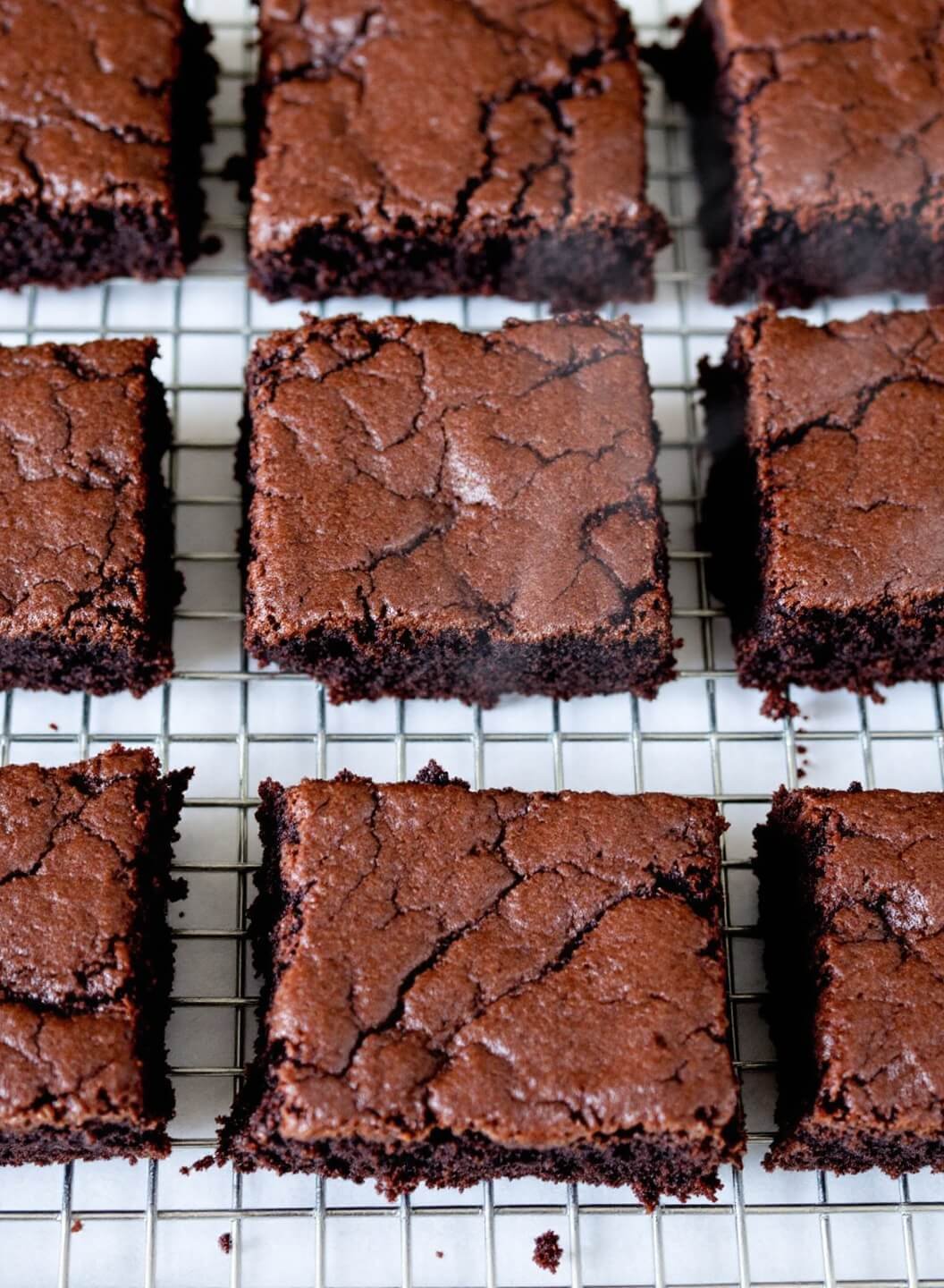 80keto fudgy brownies cooling
