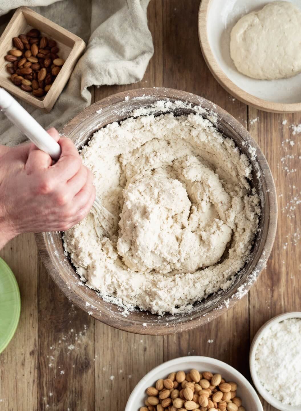 85almond dough mixing bowl